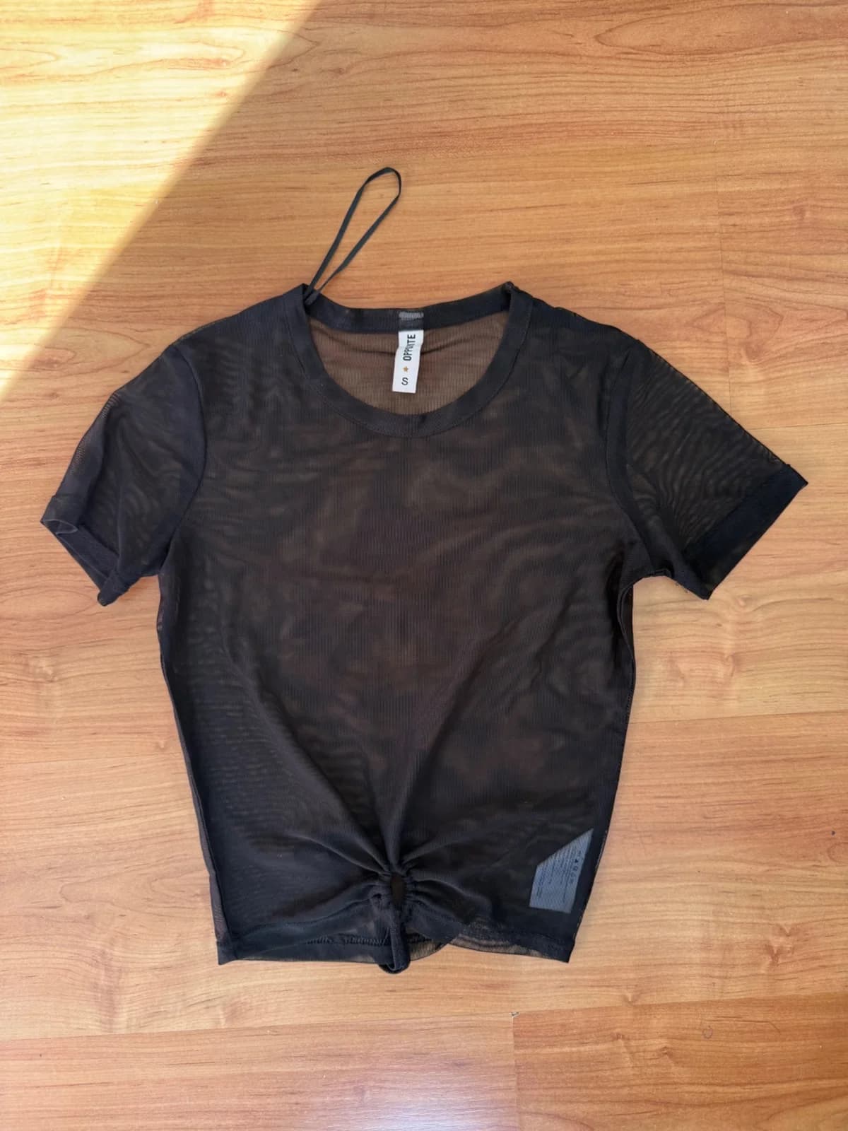 Usado por Camila acuña, Top negro transparente , talla S