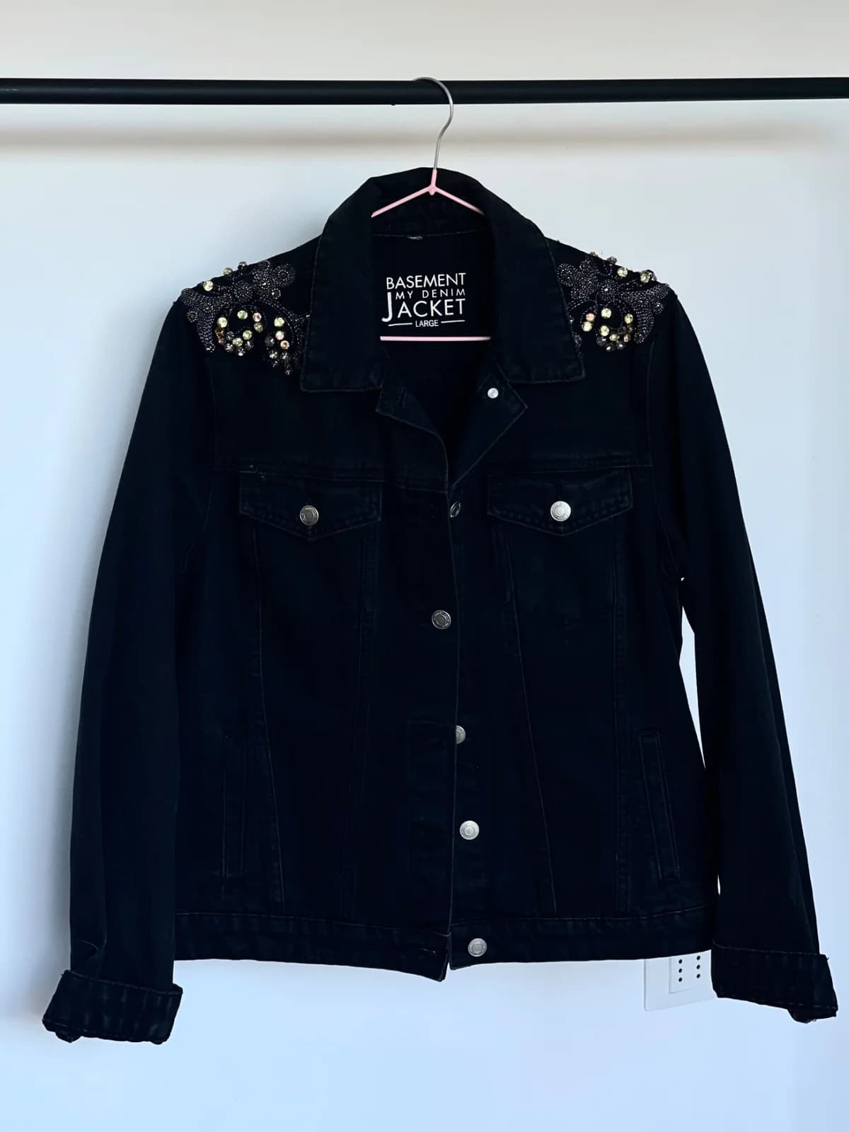 Chaqueta Negra bordada — foto 1