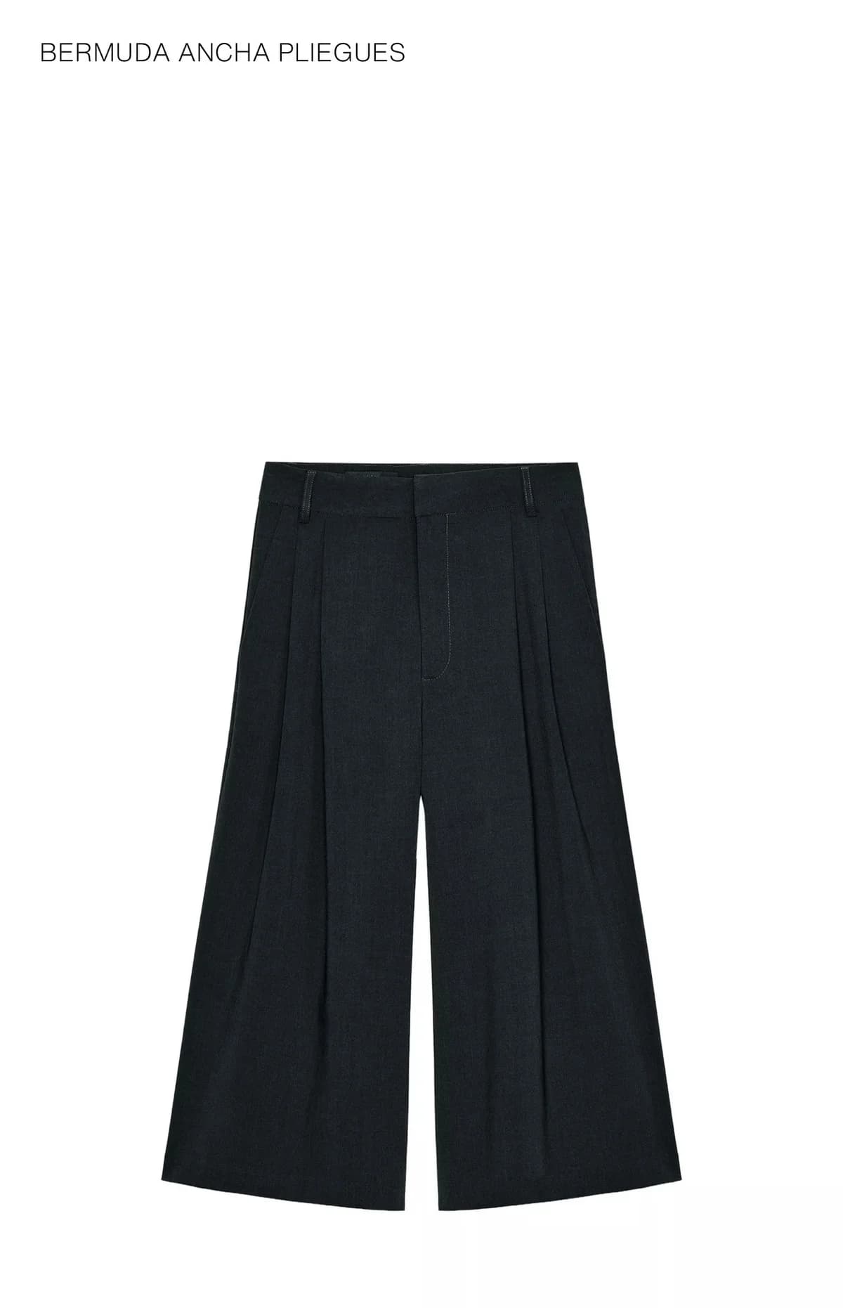 Usado por Vanesca Osorio, Bermudas con pinzas zara , talla M