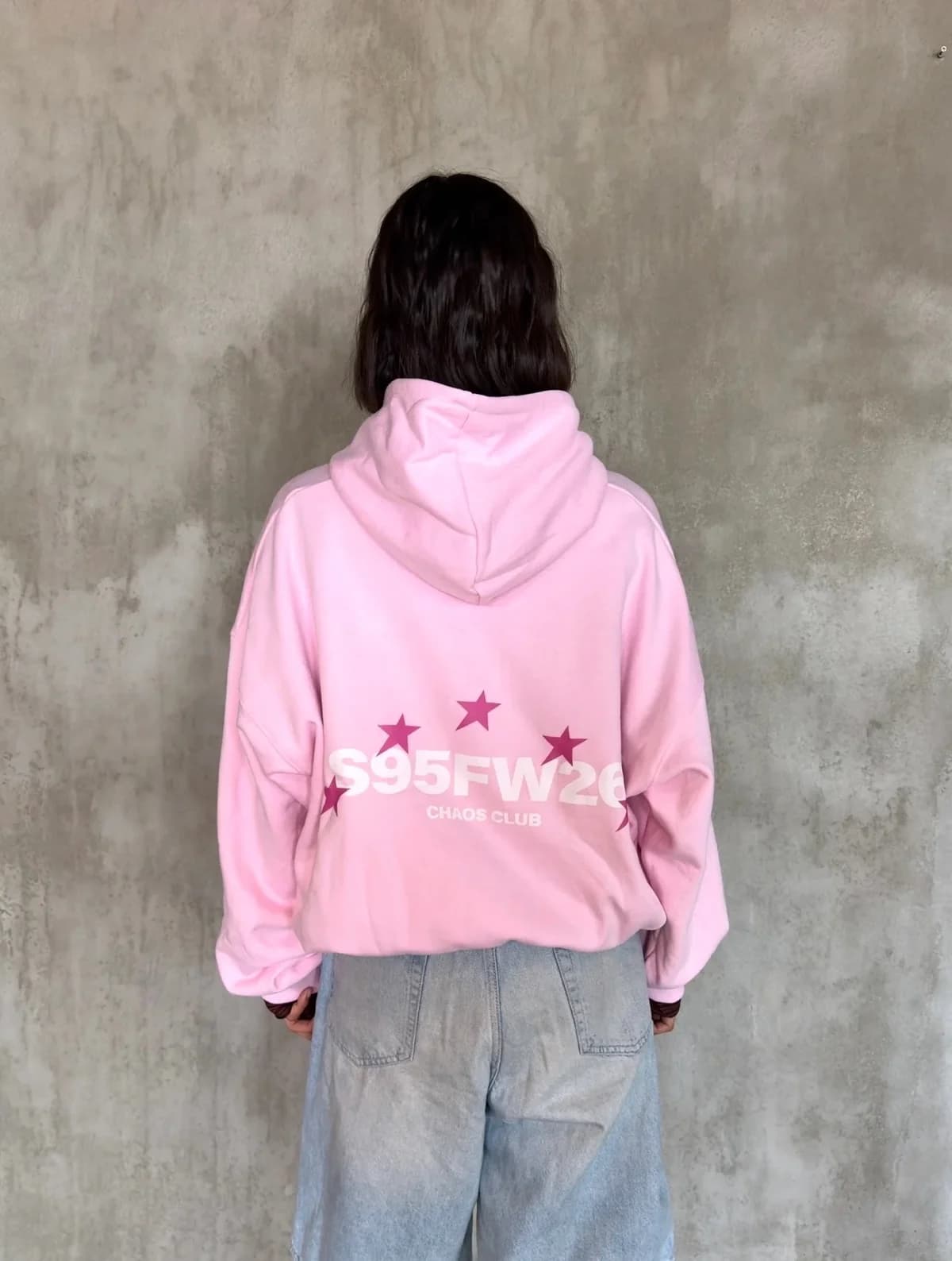 #132 CHAOS CLUB HOODIE (ROSADO) (S/M) — foto 1
