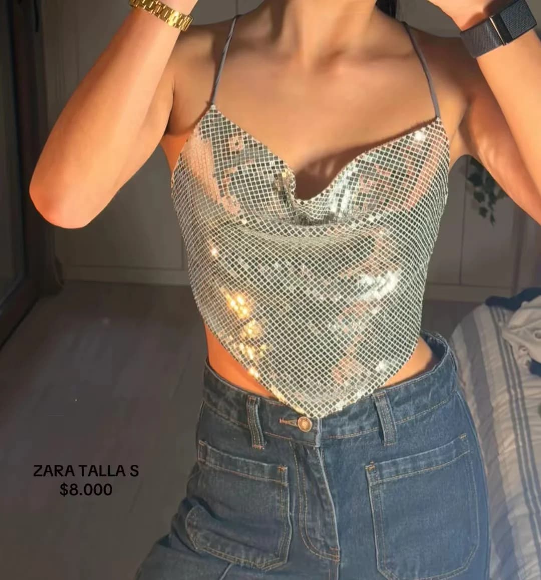 Usado por Sofía Armstrong, Top Plateado Zara, talla S