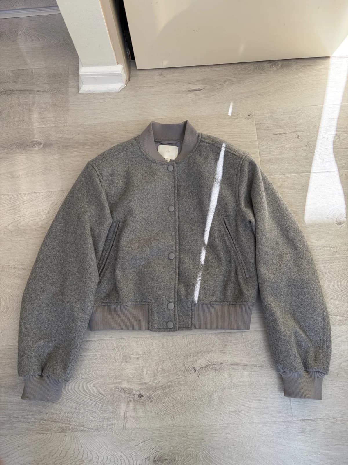 Usado por Valentina Rodriguez, Bomber HYM, talla Xs