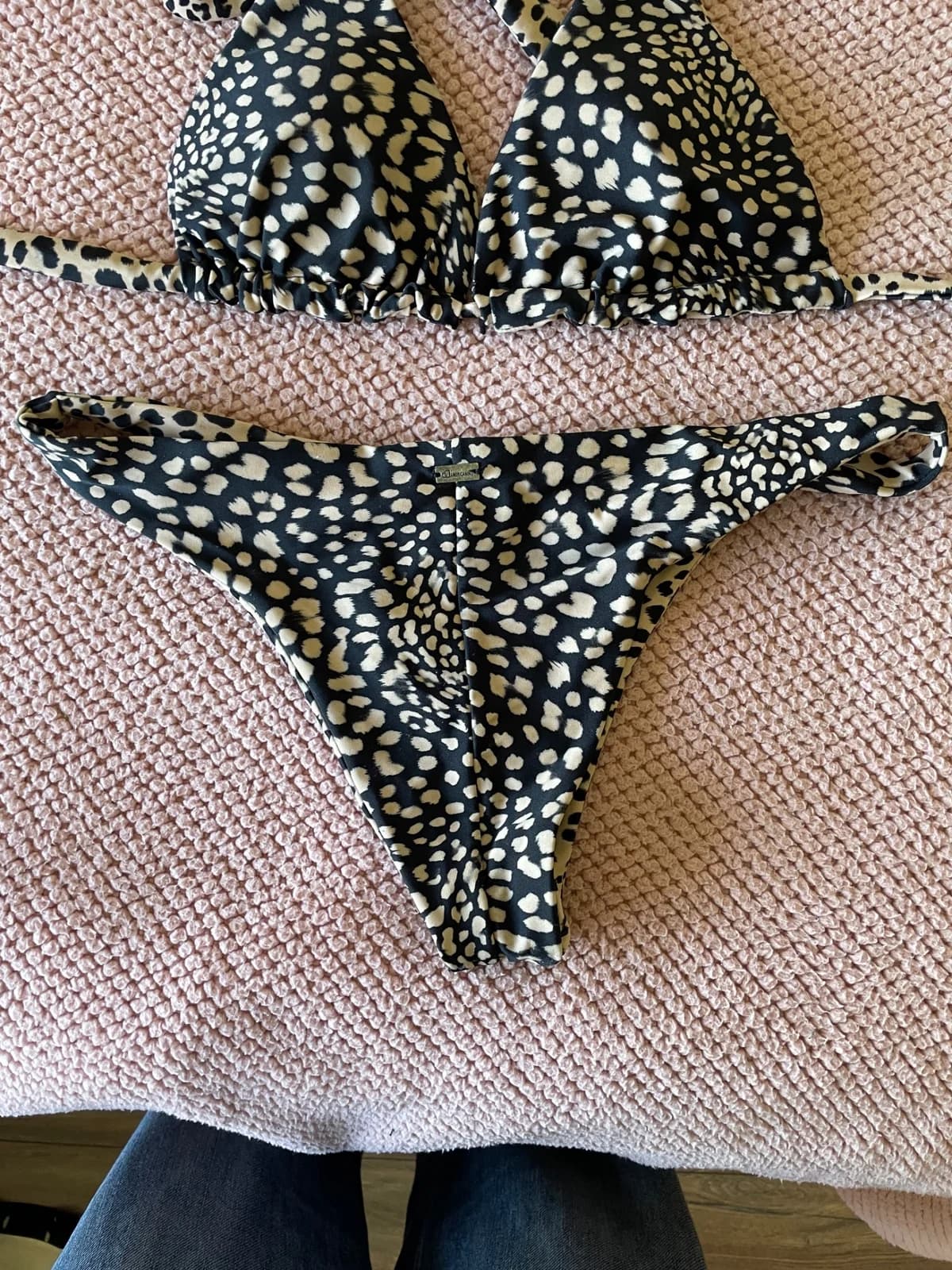 Usado por Maite González, Bikini reversible , talla M/XL