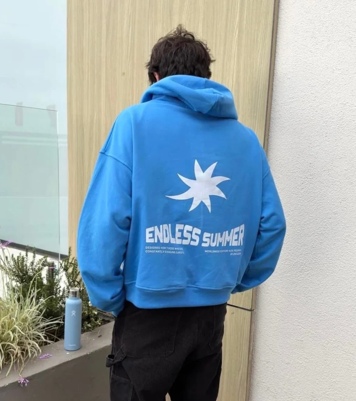 #113 ENDLESS HOODIE (L)