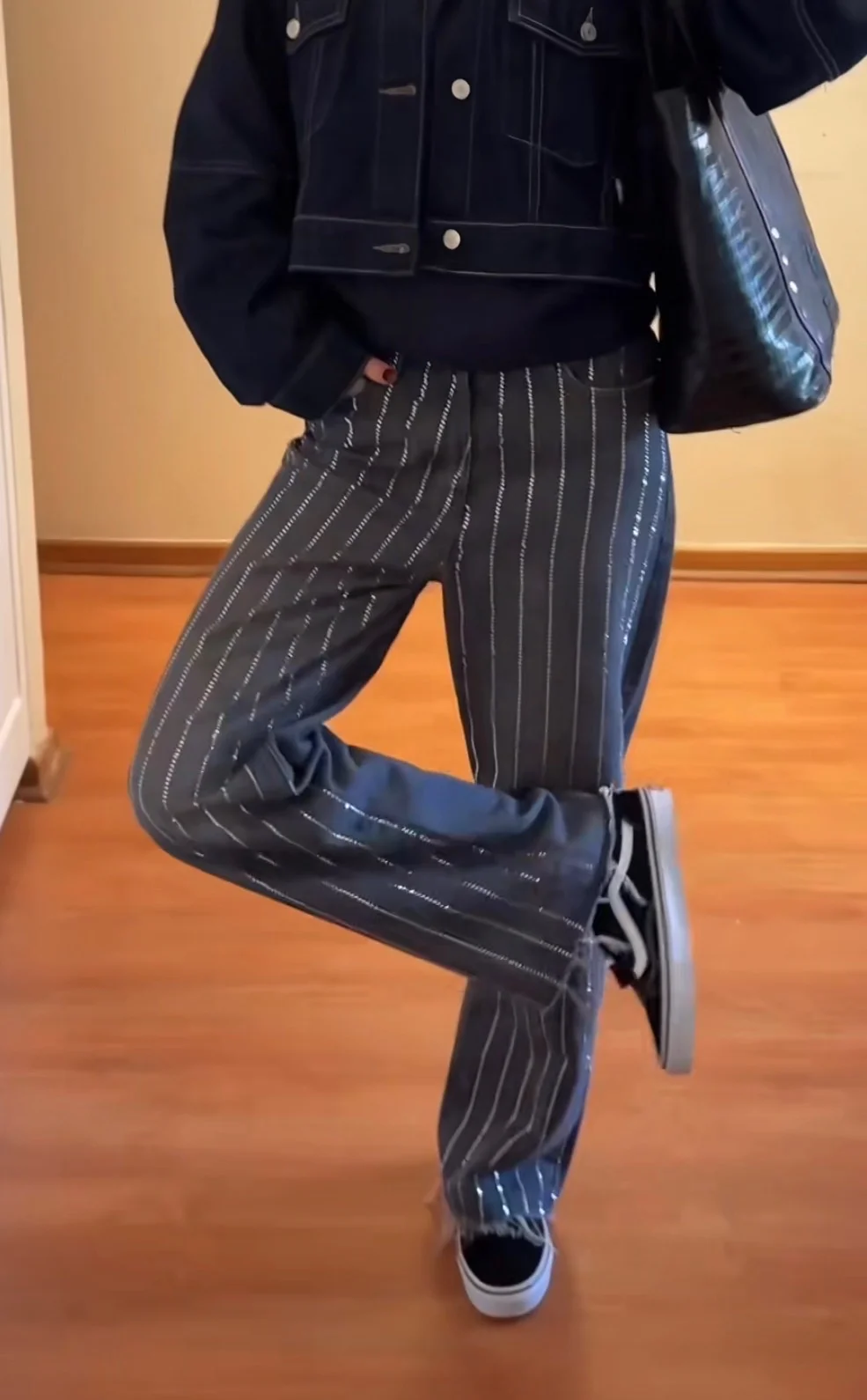 Jeans only — foto 1