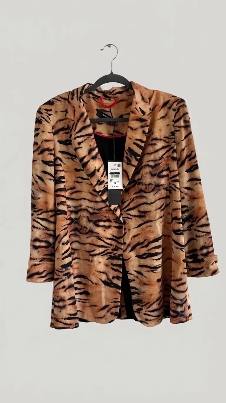 Blazer Francisca Larraín — foto 1