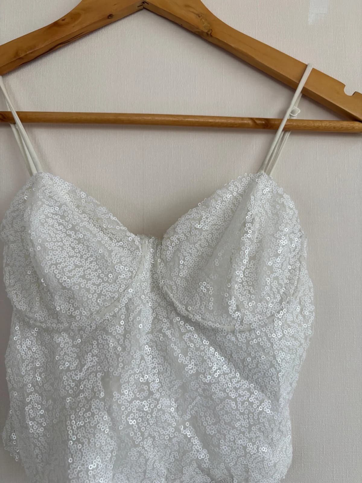 Usado por montserrat meneses, Top tipo corset con lentejuelas, talla S