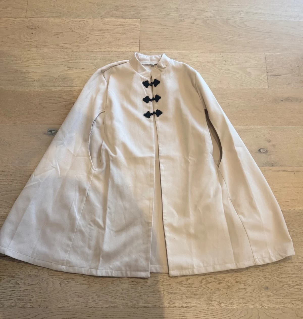 Capa beige — foto 1