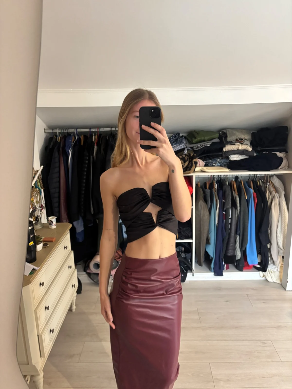 Usado por Blanca Egert, Top negro satinado, talla M