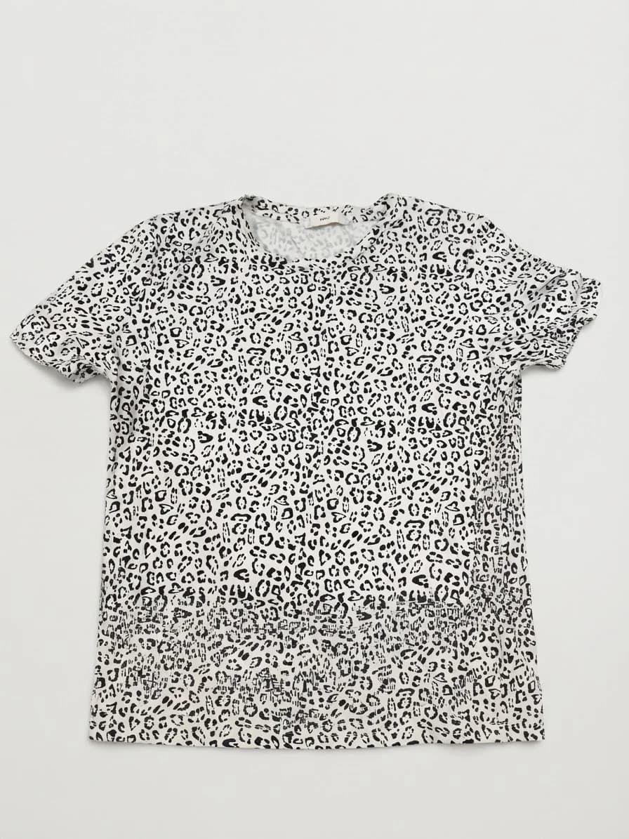 Usado por Jose Carter, Polera animal print mango