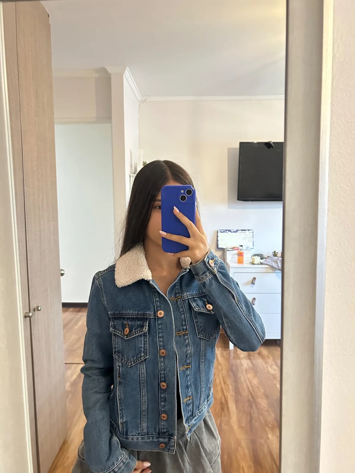 chaqueta de mezclilla con chiporro — foto 1