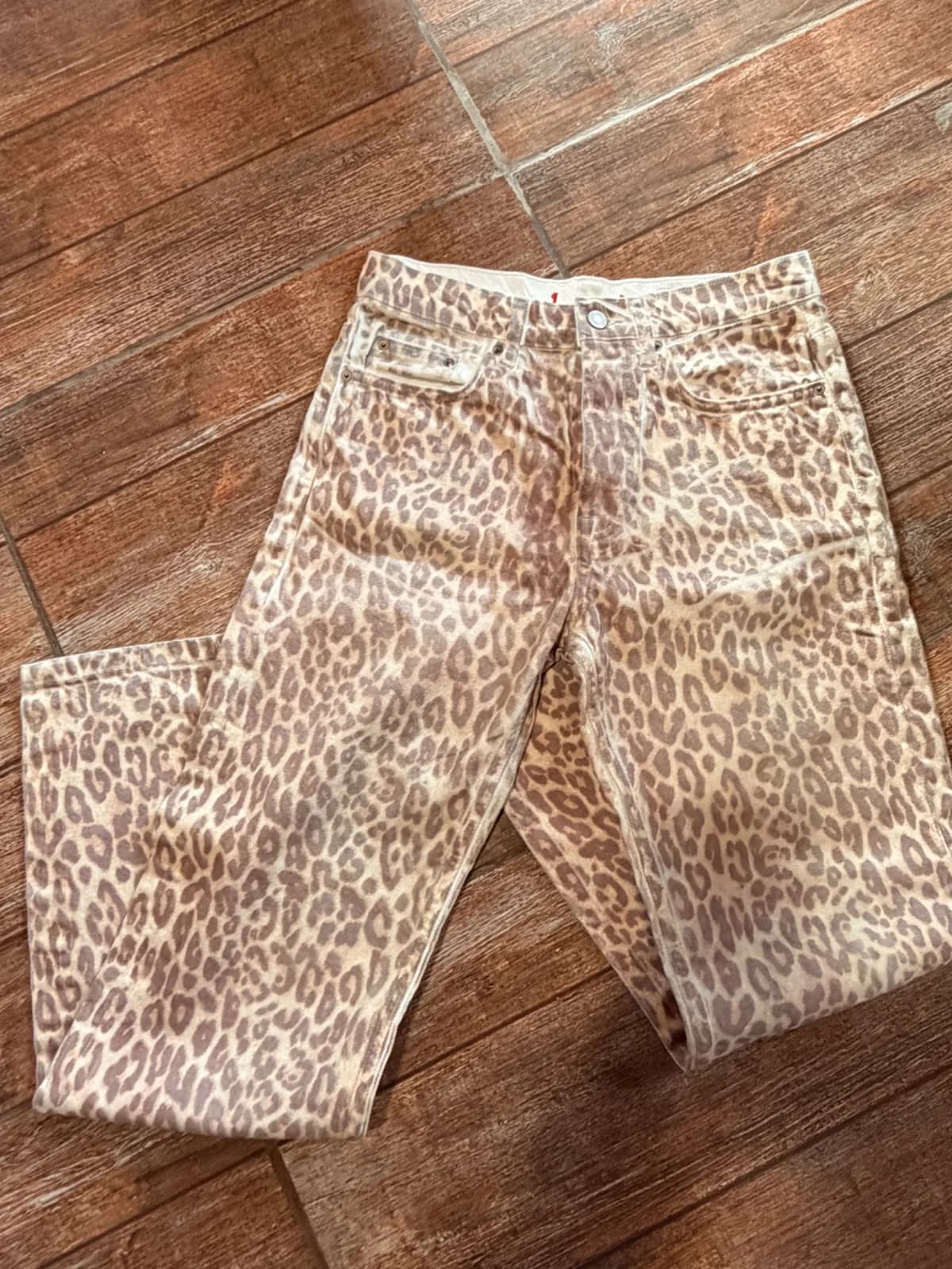 Usado por Valentina Palacios, Jeans Zara , talla 36