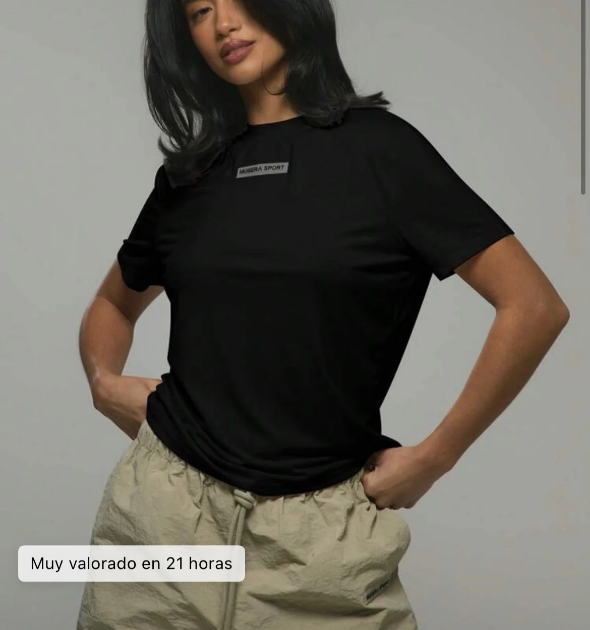 Usado por agustina gajardo, polera negra oversize, talla xs