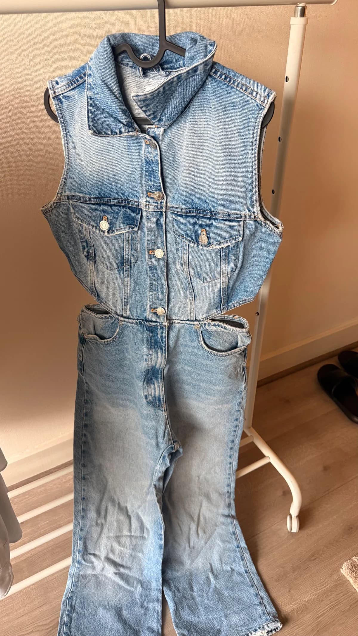 Usado por Valentina Yunissi Correa, Enterito zara , talla M