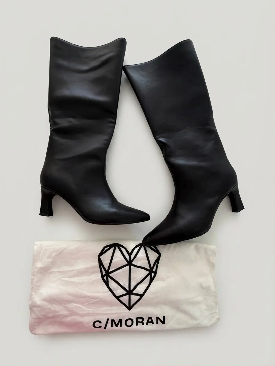 Botas largas — foto 1