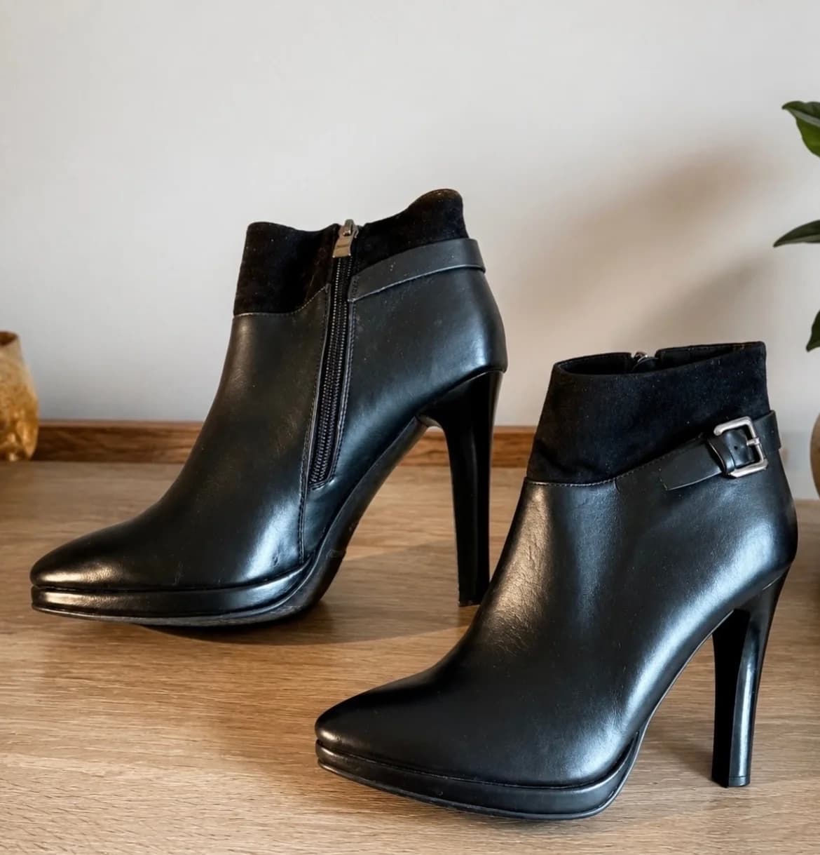 botines negros — foto 1