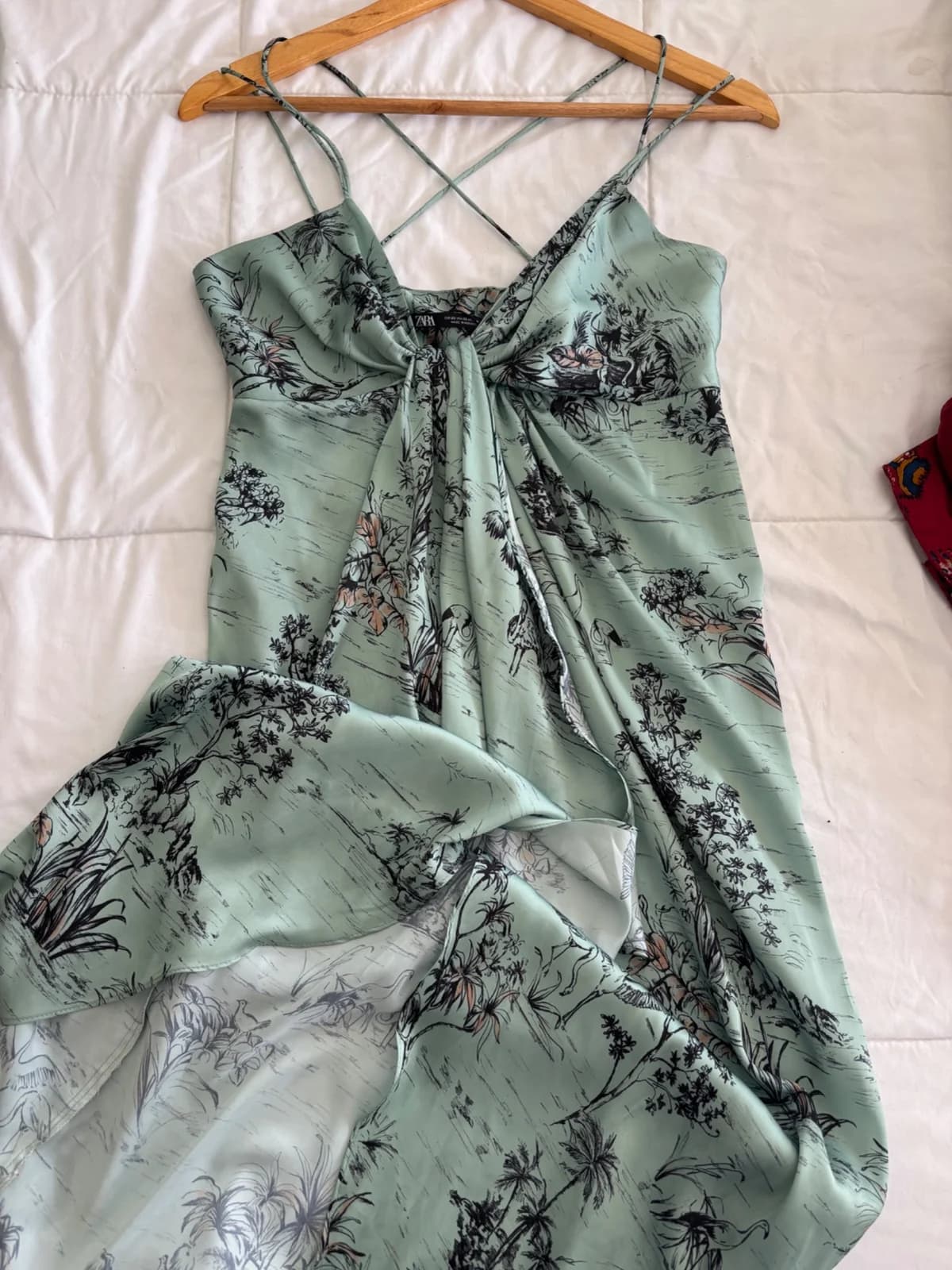 Usado por Renata Pandorfa, Vestido Zara , talla XS