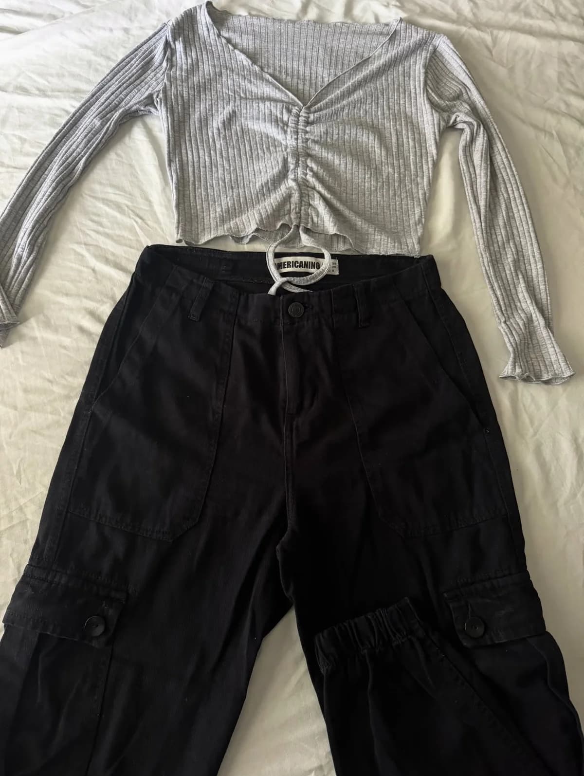Usado por Ropero coniv, Pantalón negro , talla 38