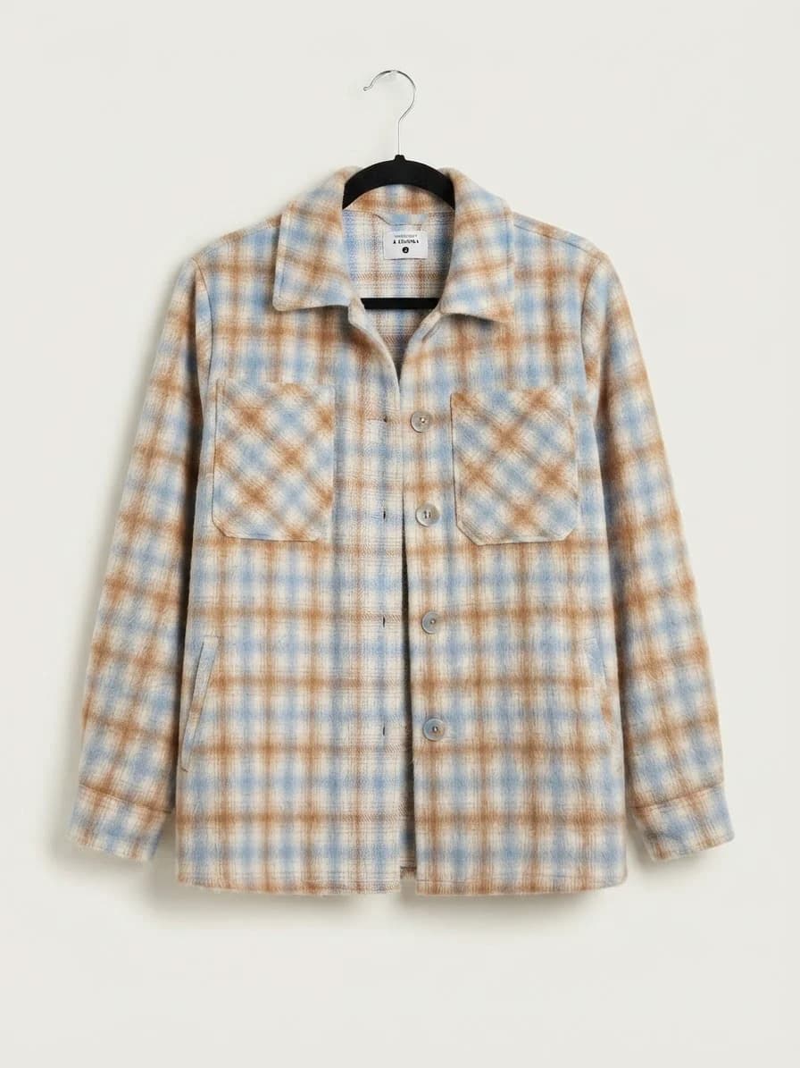 Sobre camisa cuadros — foto 1
