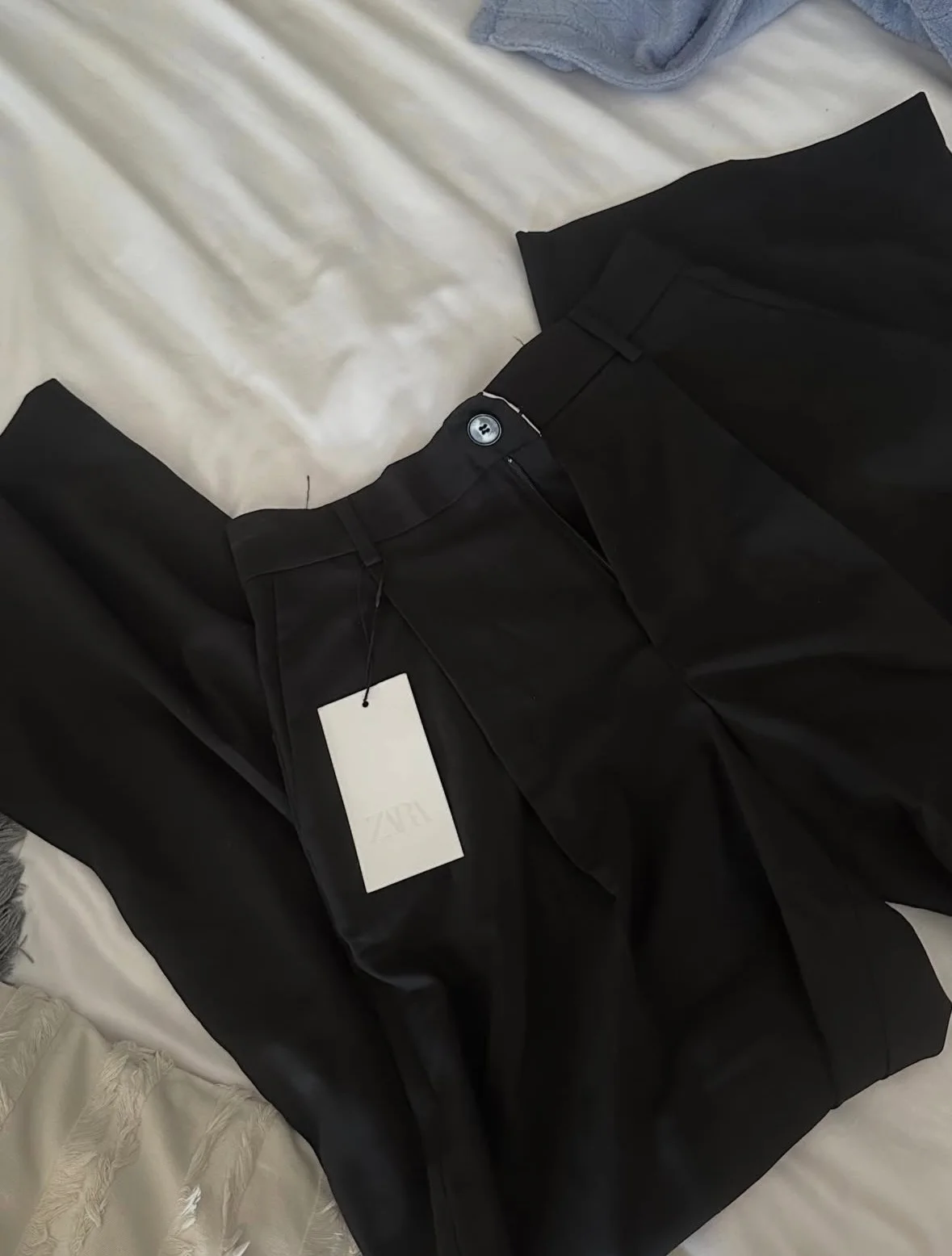 Usado por Noa Schachner, Pantalones sasteros , talla xs