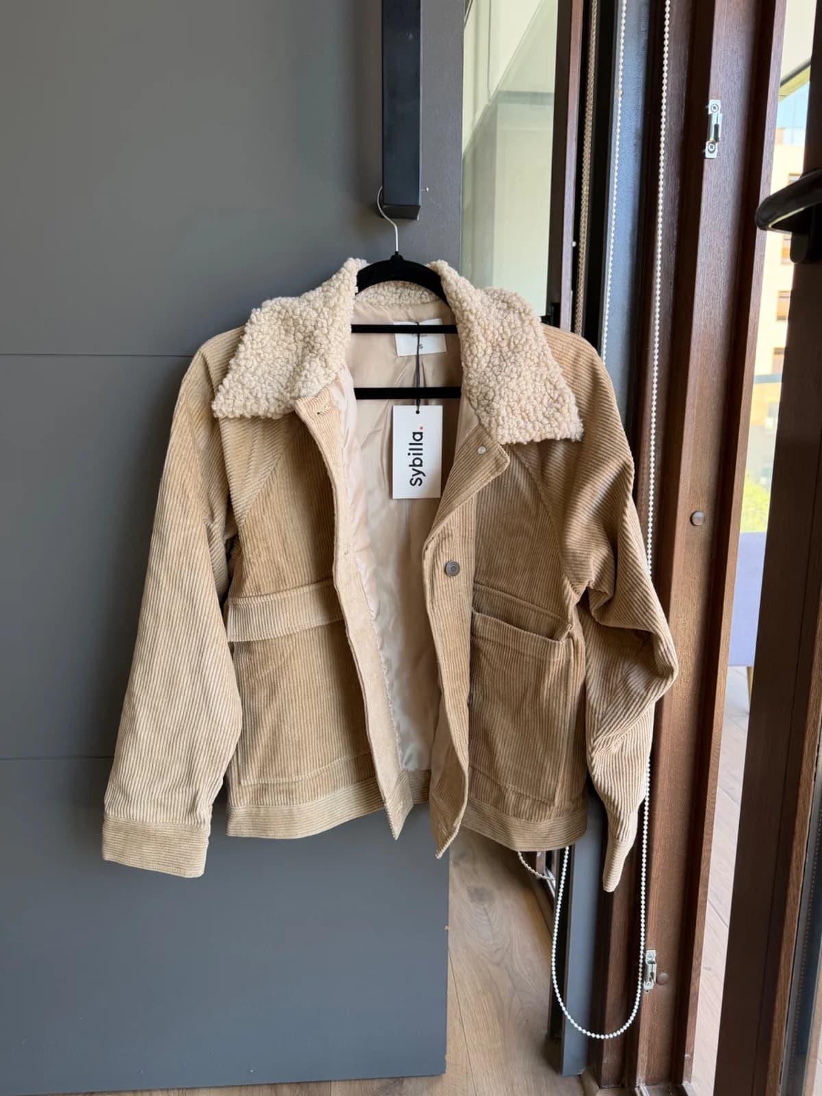 Usado por Paula Pinto, Chaqueta cafe, talla S