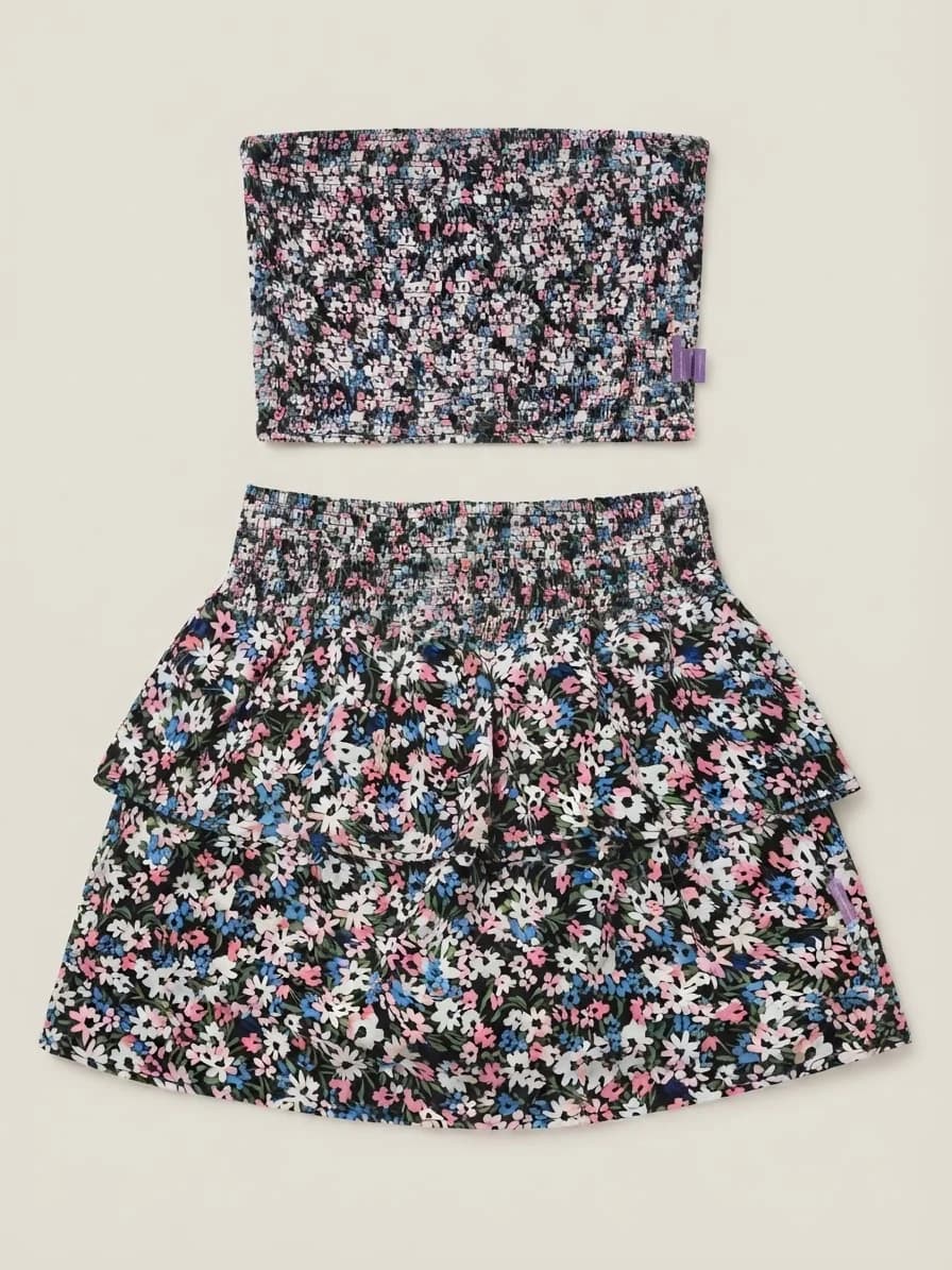 Usado por amanda l, Conjunto Floral , talla M