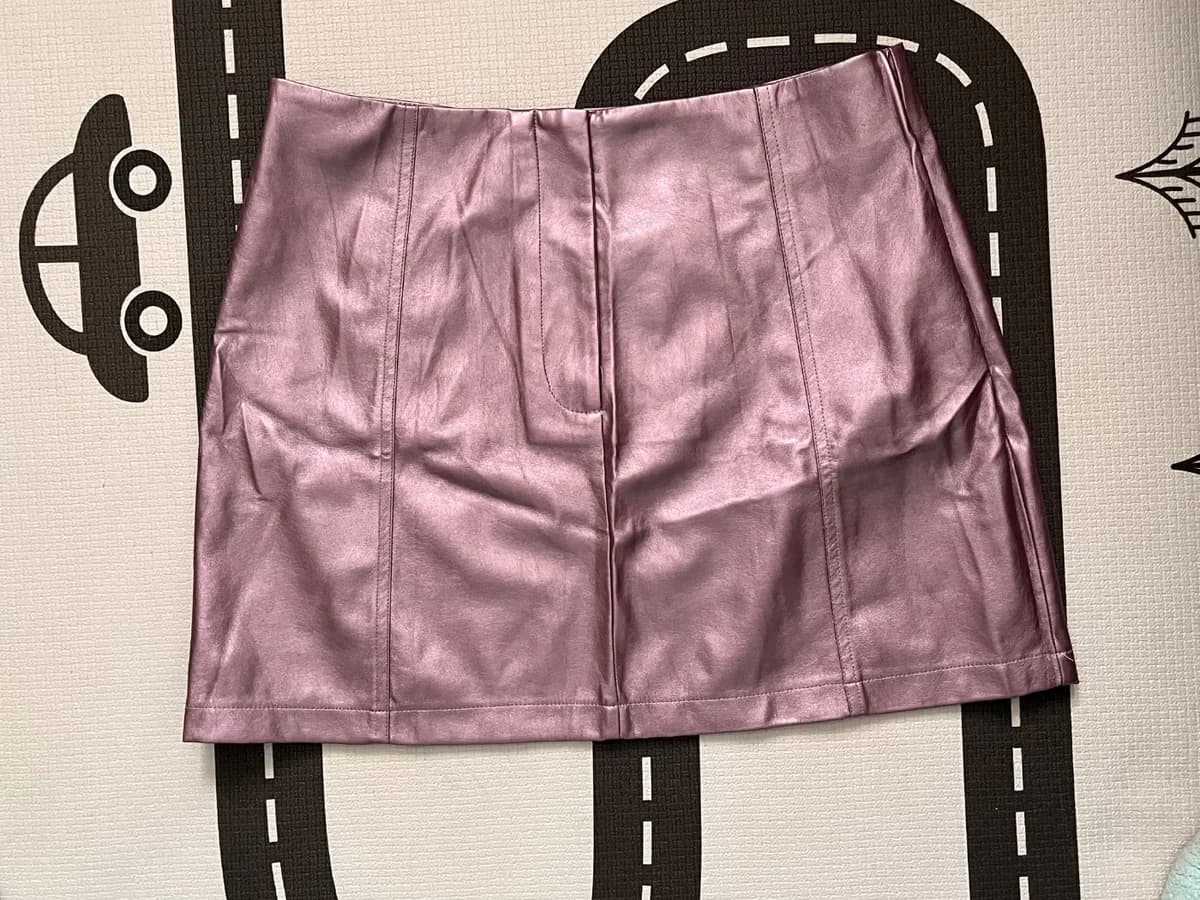 Falda rosa metalizada — foto 1