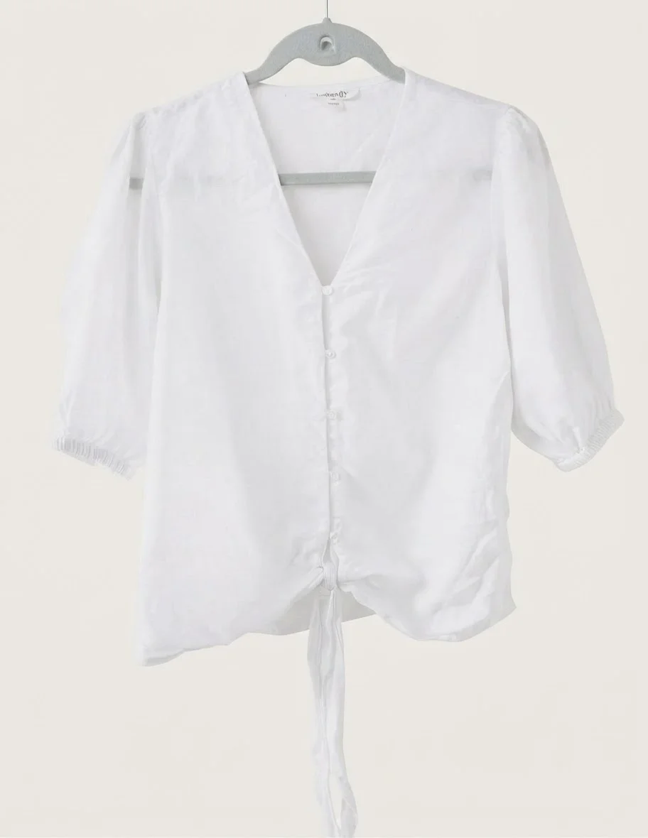 Usado por Javiera Lorca, Blusa University Club, talla XS