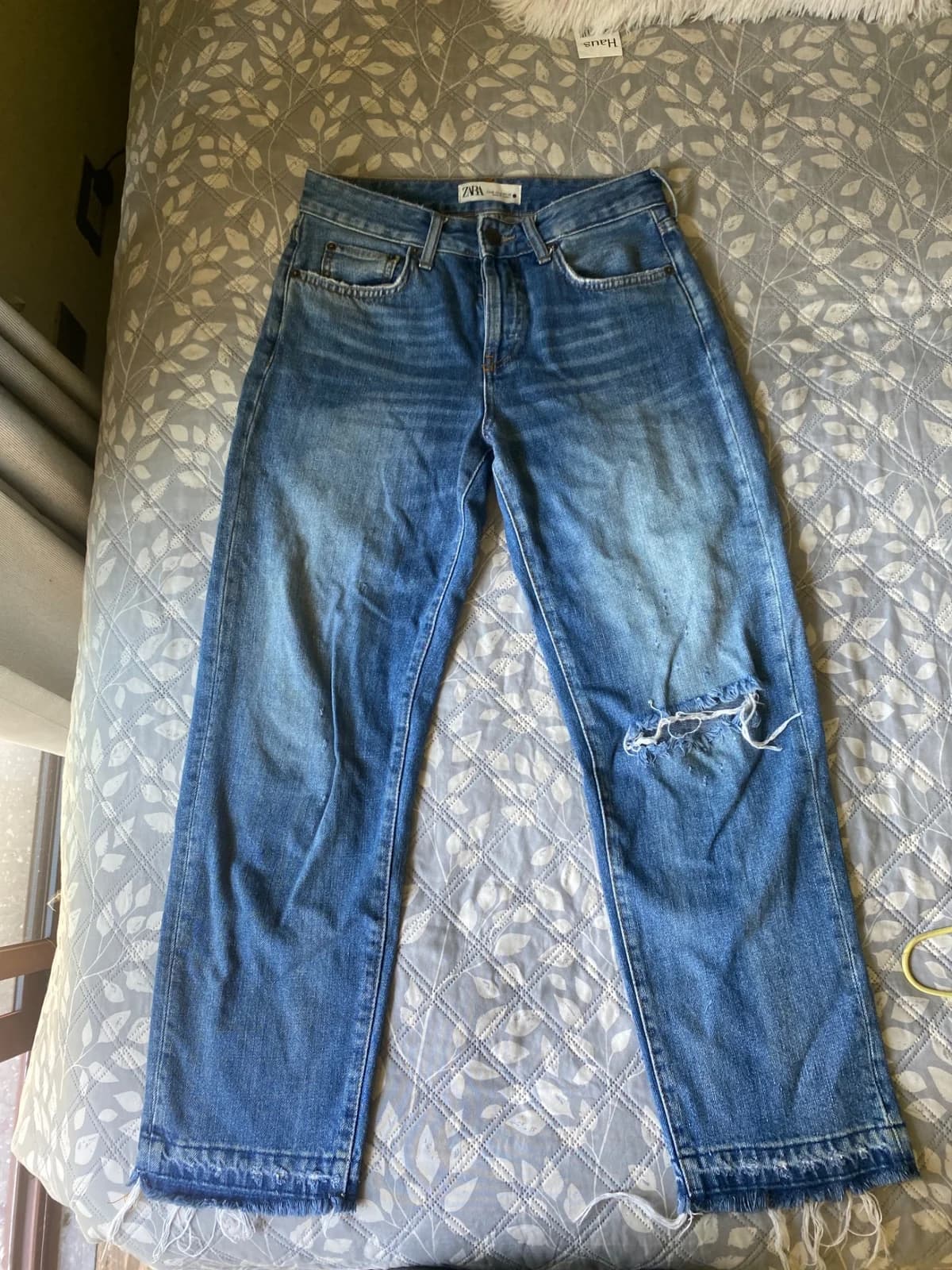 Pantalón recto ZARA tiro medio — foto 1