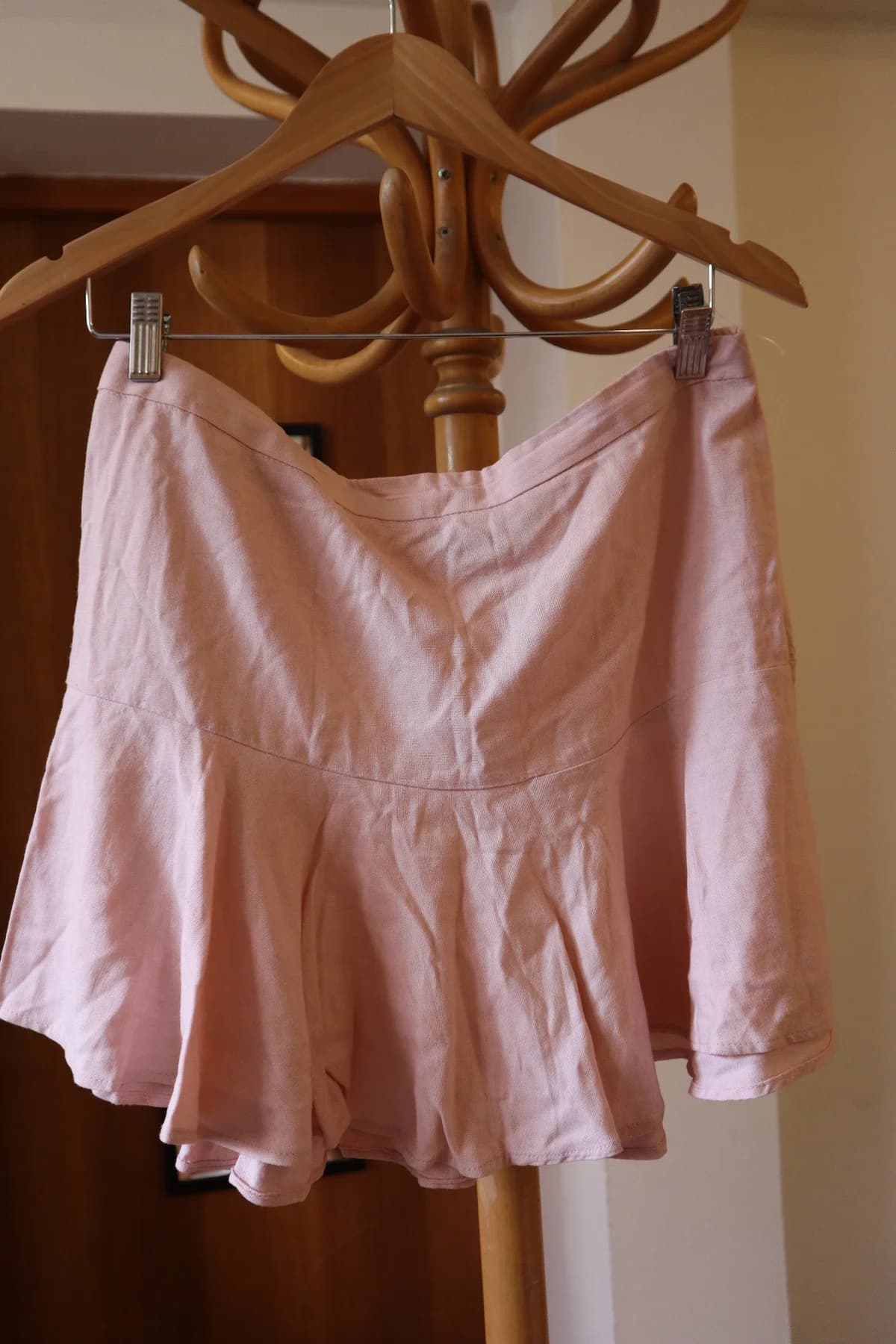 Usado por Camila Fones, Falda rosa palo, talla XL