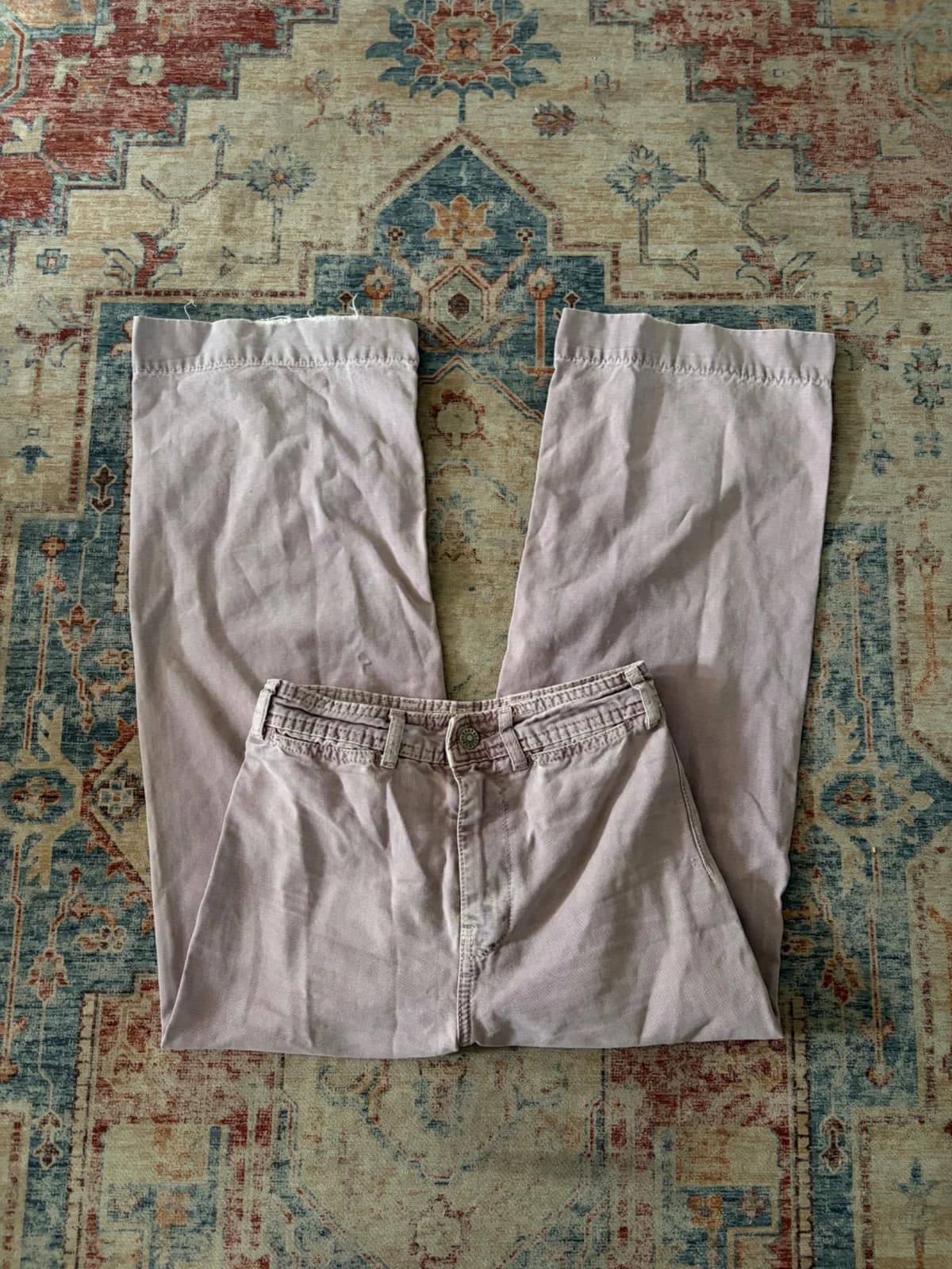 Usado por amparo missiego, Pantalon lila wide leg, talla 34