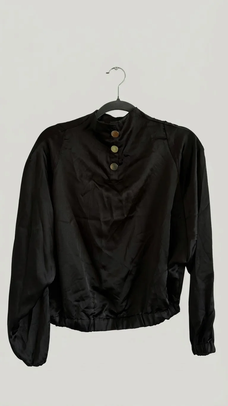 Blusa formal negra