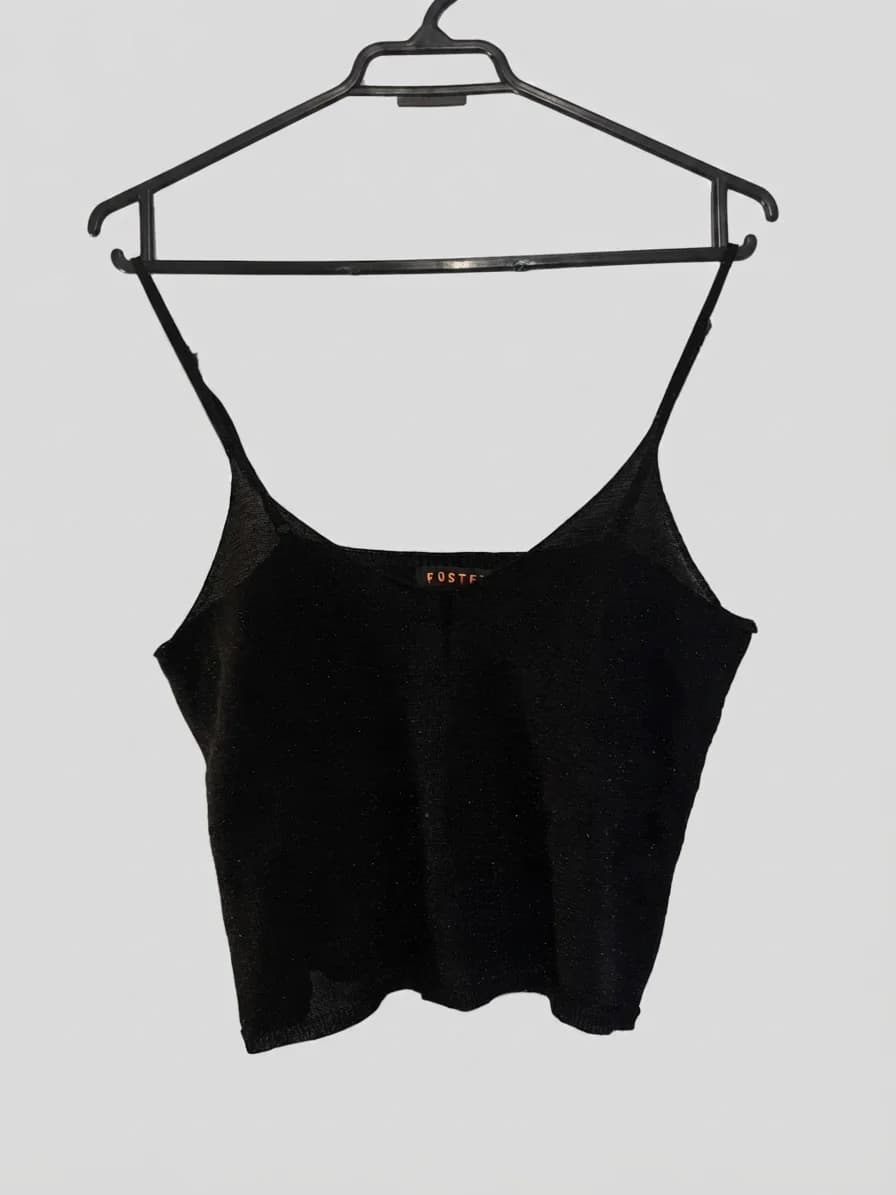 Usado por Isidora Aguilera , Top negro Foster , talla S