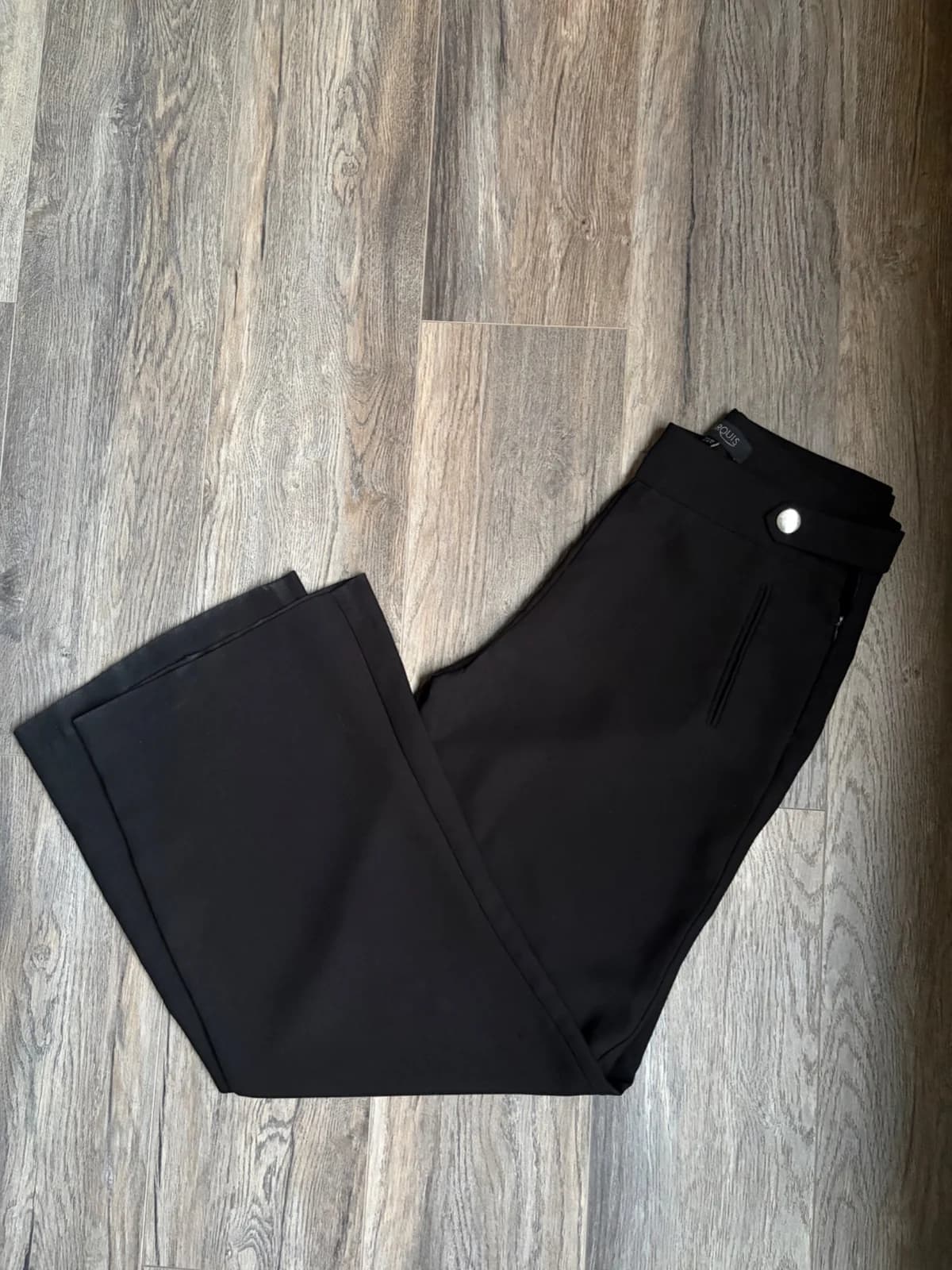 Usado por Rosario Carrasco, Pantalón sastrero negro, talla 36-38