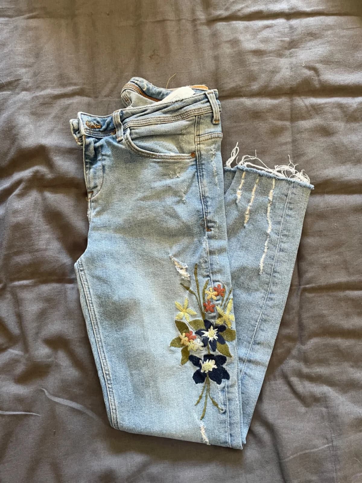 Usado por Isidora Florencia Apeleo Vergara, Jean Zara , talla 36