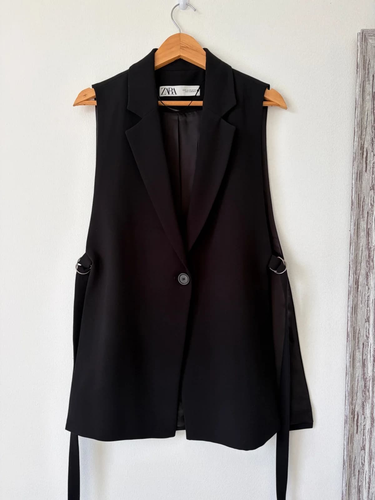 Usado por Marina Farías, Blazer sin mangas , talla XS