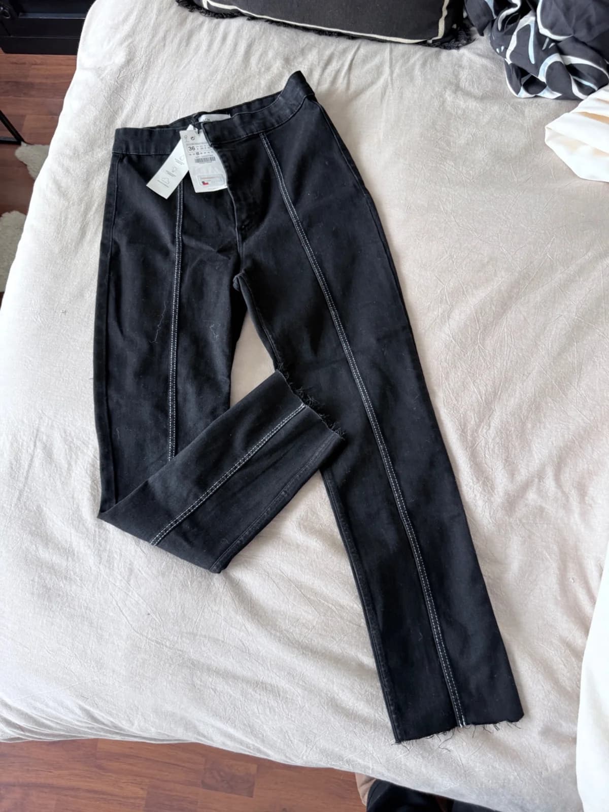 Usado por Tatiana Tscherebilo, Pantalon , talla 36