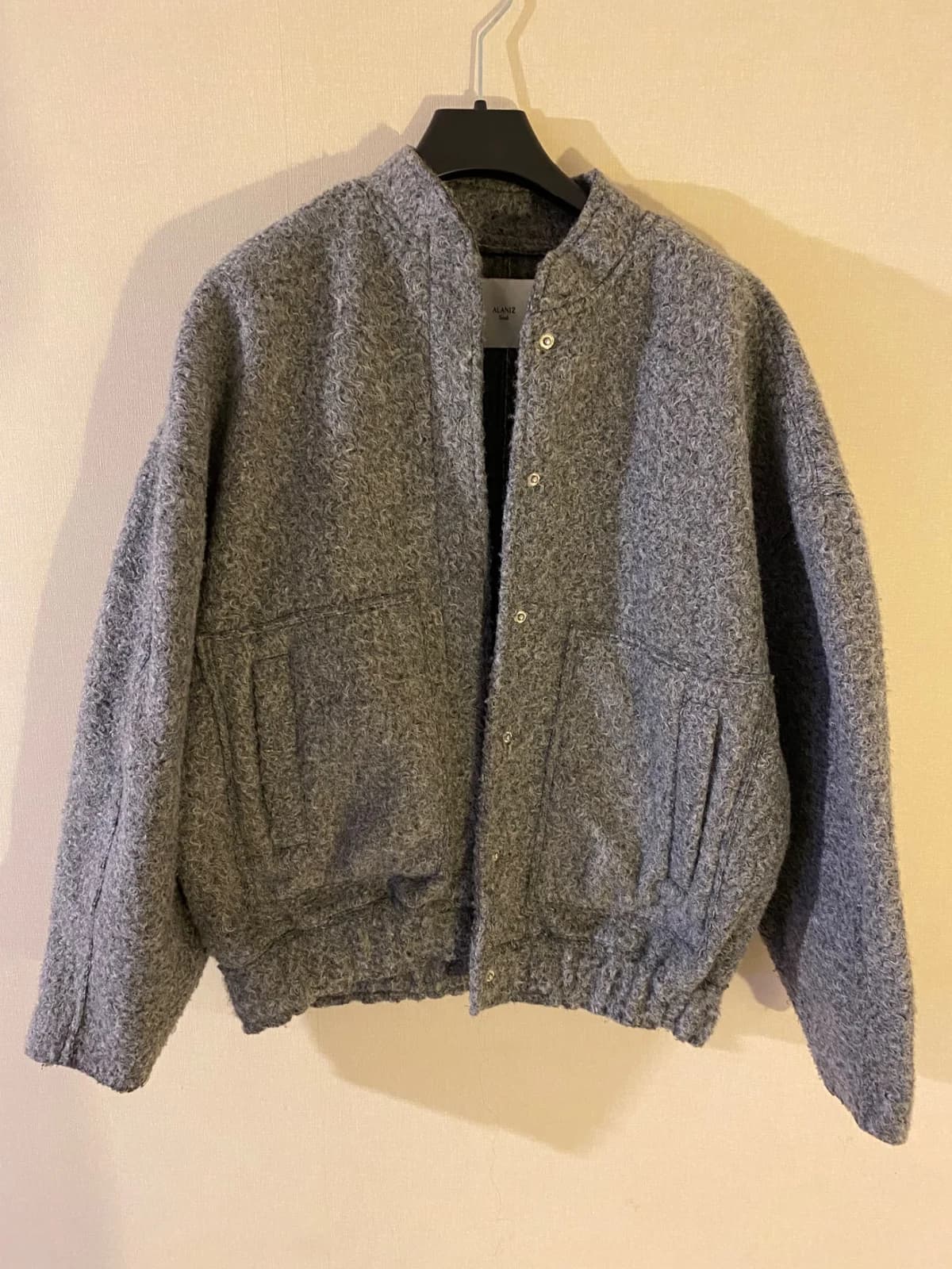 Usado por Andrea Urrutia, Chaqueta Gris Alaniz, talla S