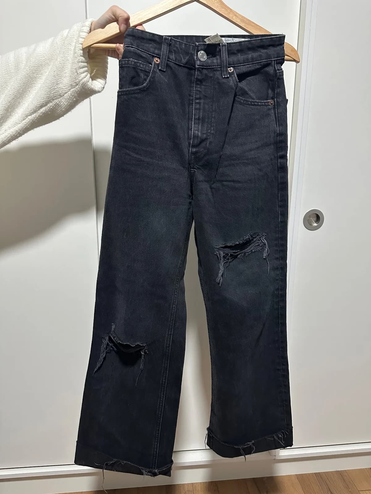 Usado por Francisca Díaz , Pantalón Zara , talla 32