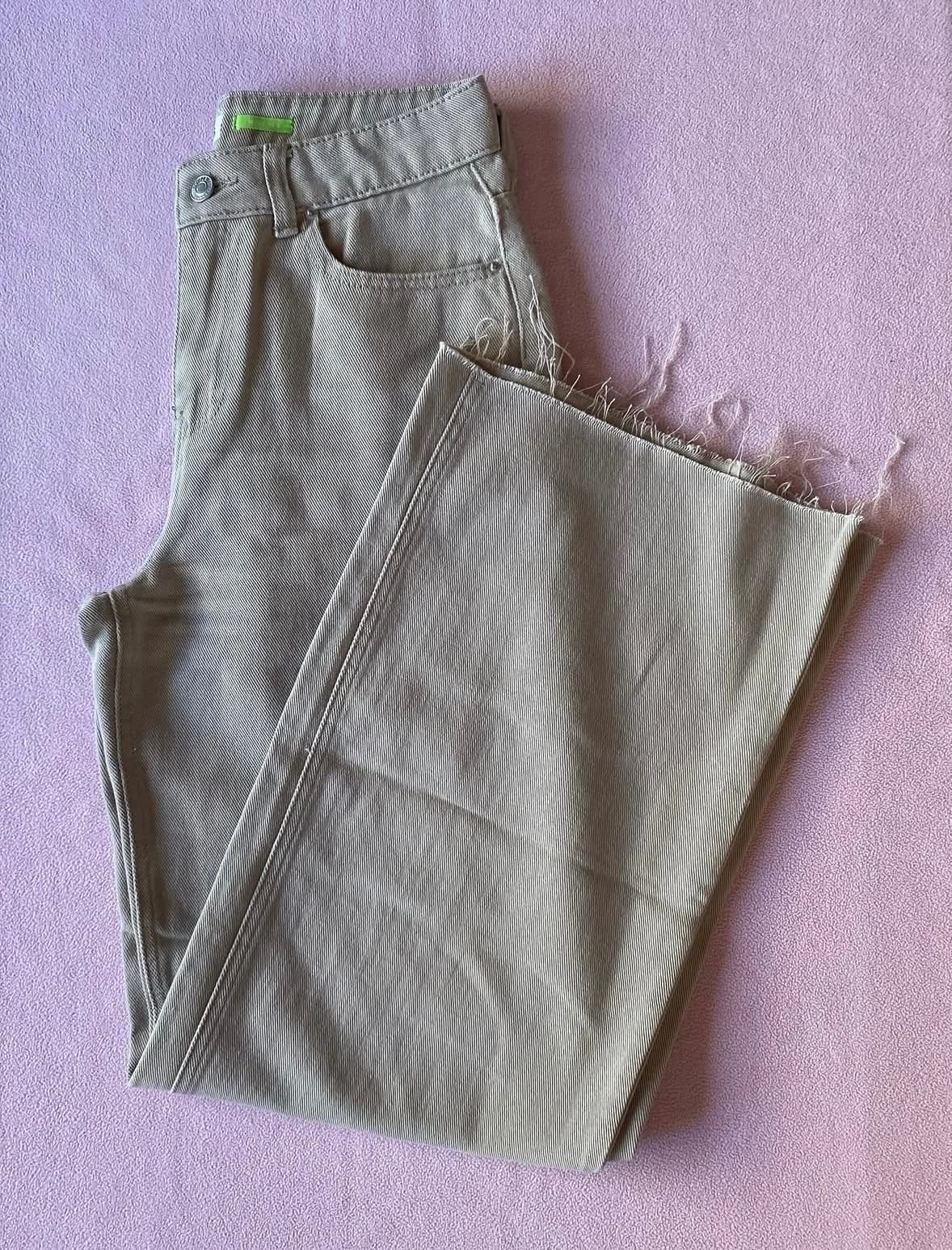 jeans wide leg beige — foto 1