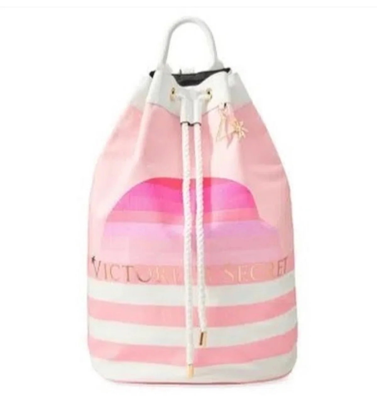 Usado por Darly Salazar prado , Bolso Victoria Secret