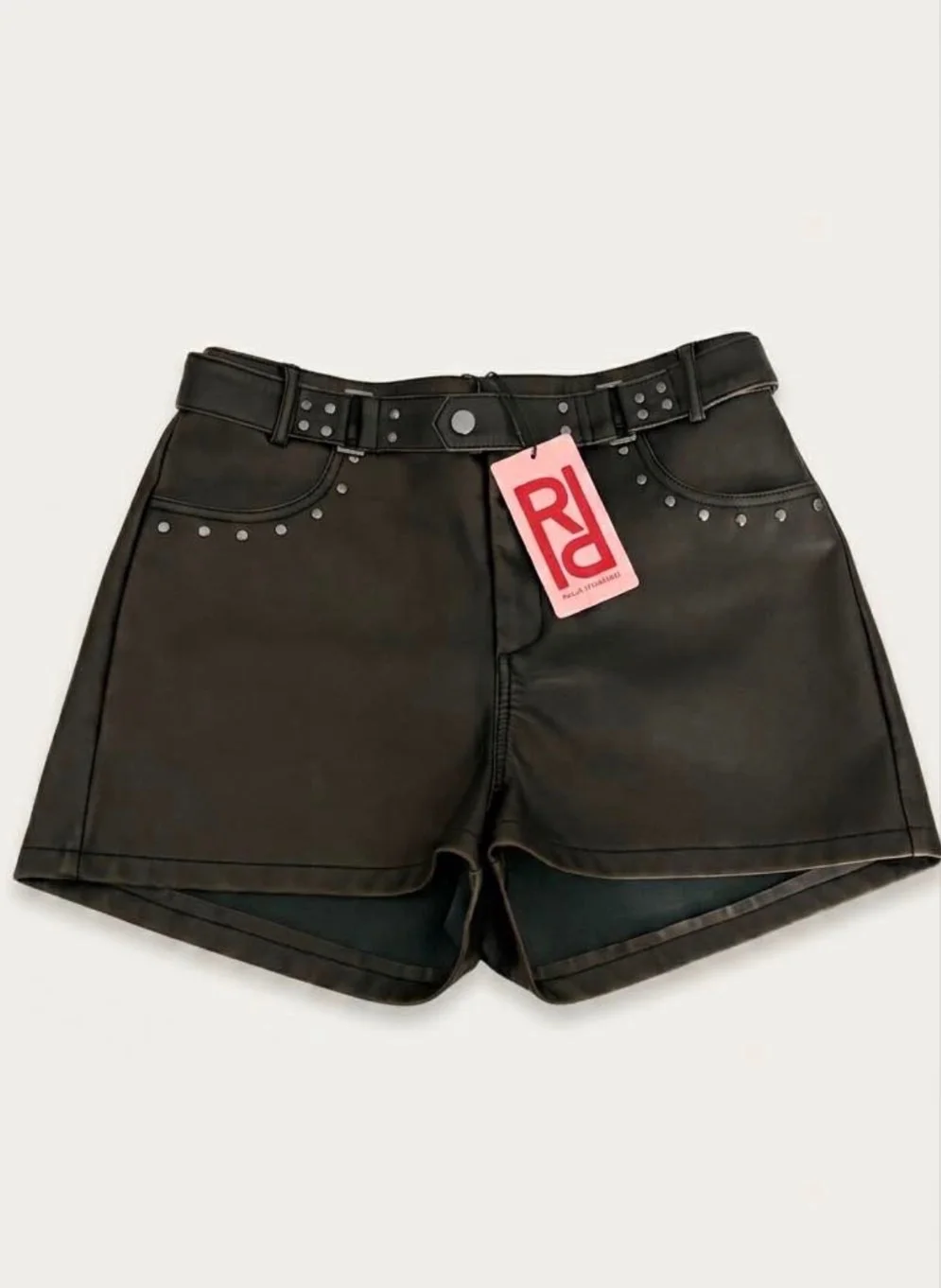Short ecocuero RP — foto 1