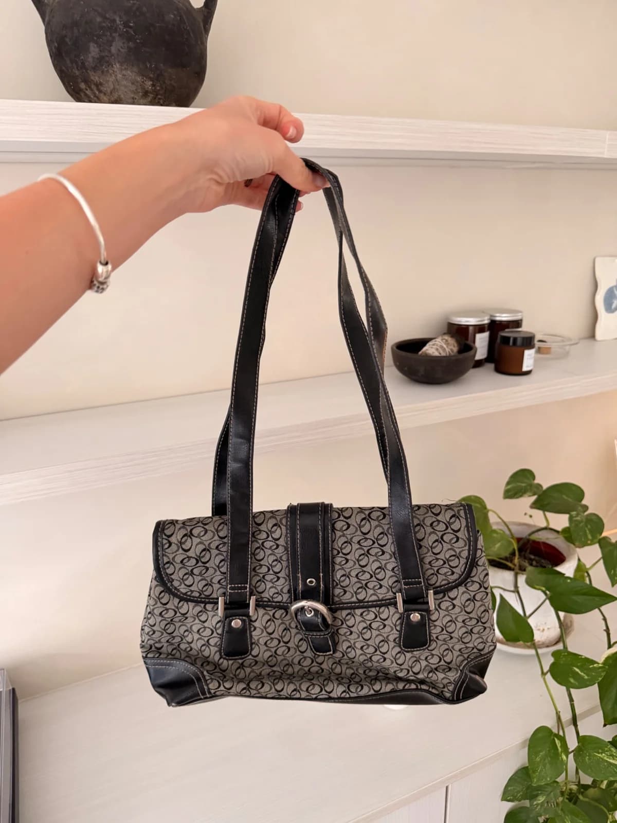 Usado por Emily Zembo, Cartera vintage Nostalgic