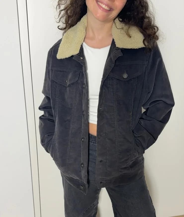 Usado por Catalina Eugenia Lozano Asfura, Chaqueta cotele aviadora, talla M