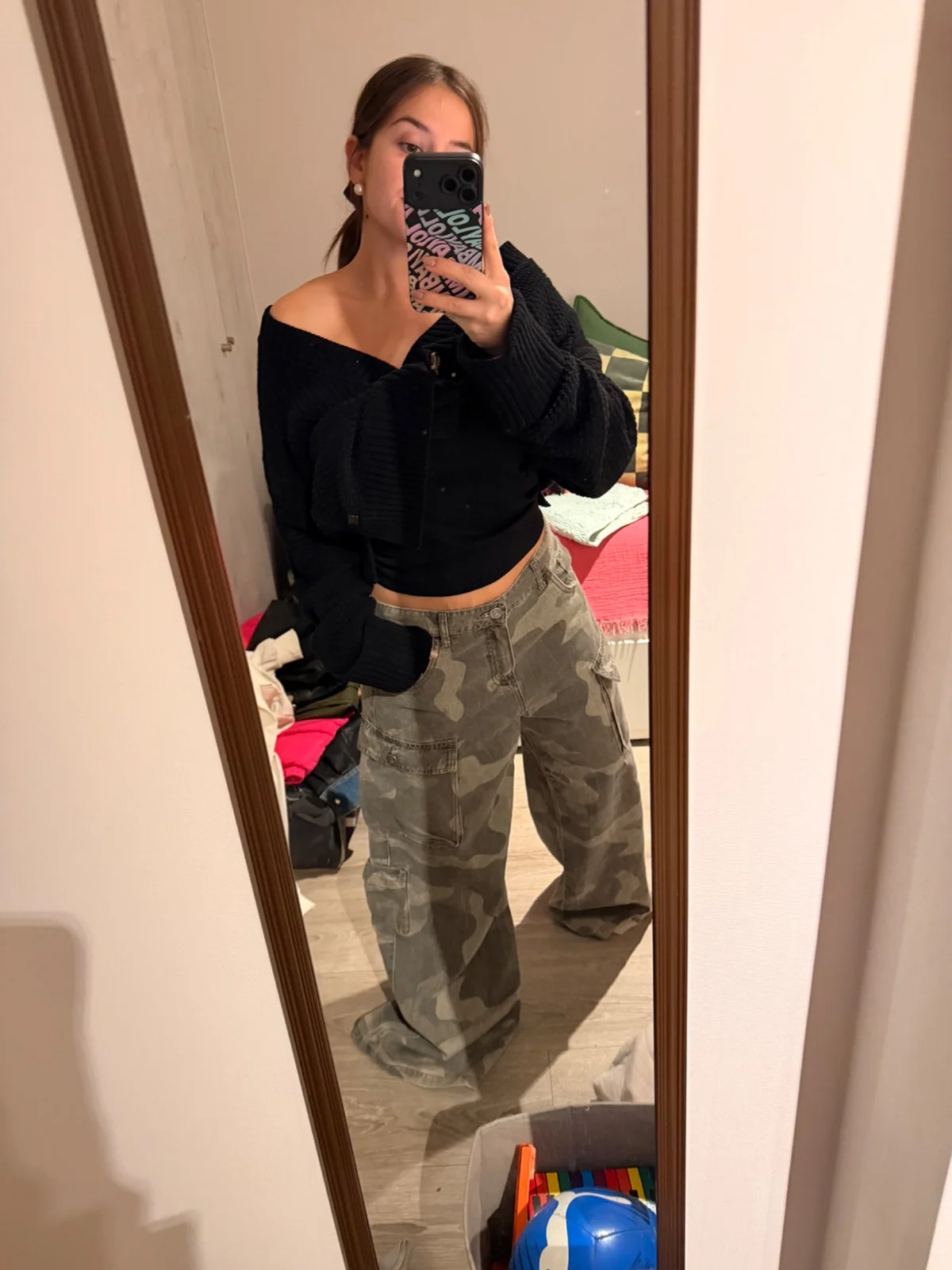 Usado por Dominique Verdugo , Pantalón ropero Paula , talla 38