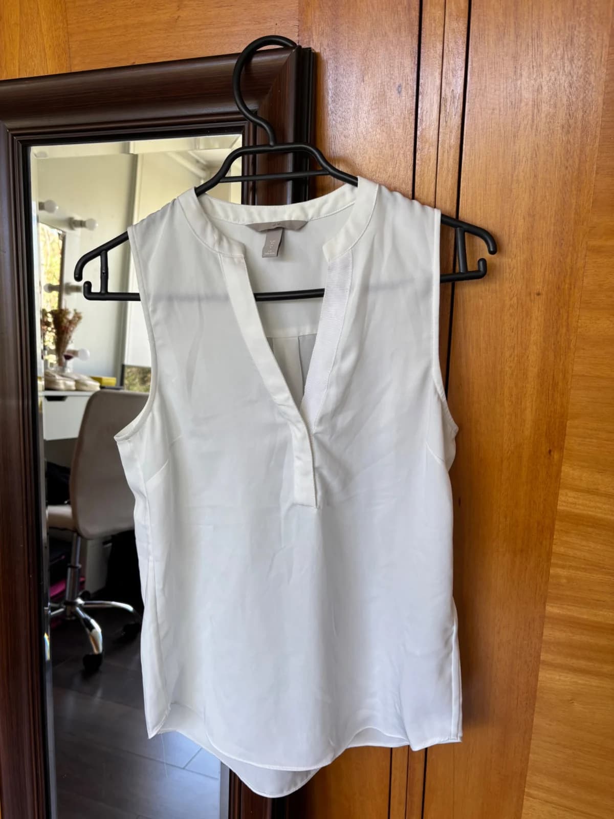 Usado por Emilia Corvalan, Blusa sin mangas, talla 34 S/M