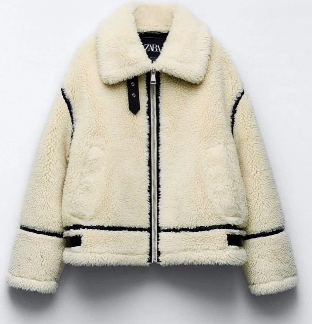 Usado por Martina Bonilla, Chaqueta Zara Chiporro Blanco , talla L