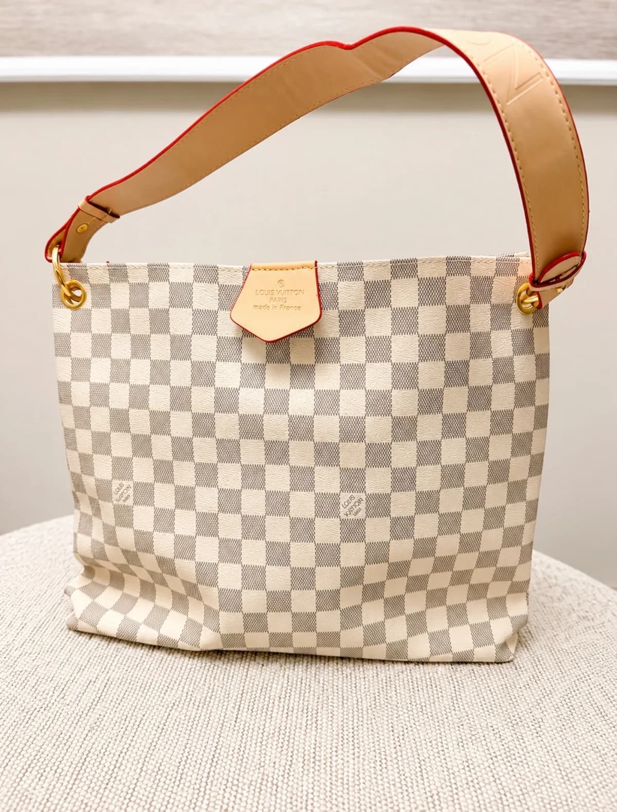 Cartera gris y beige — foto 1