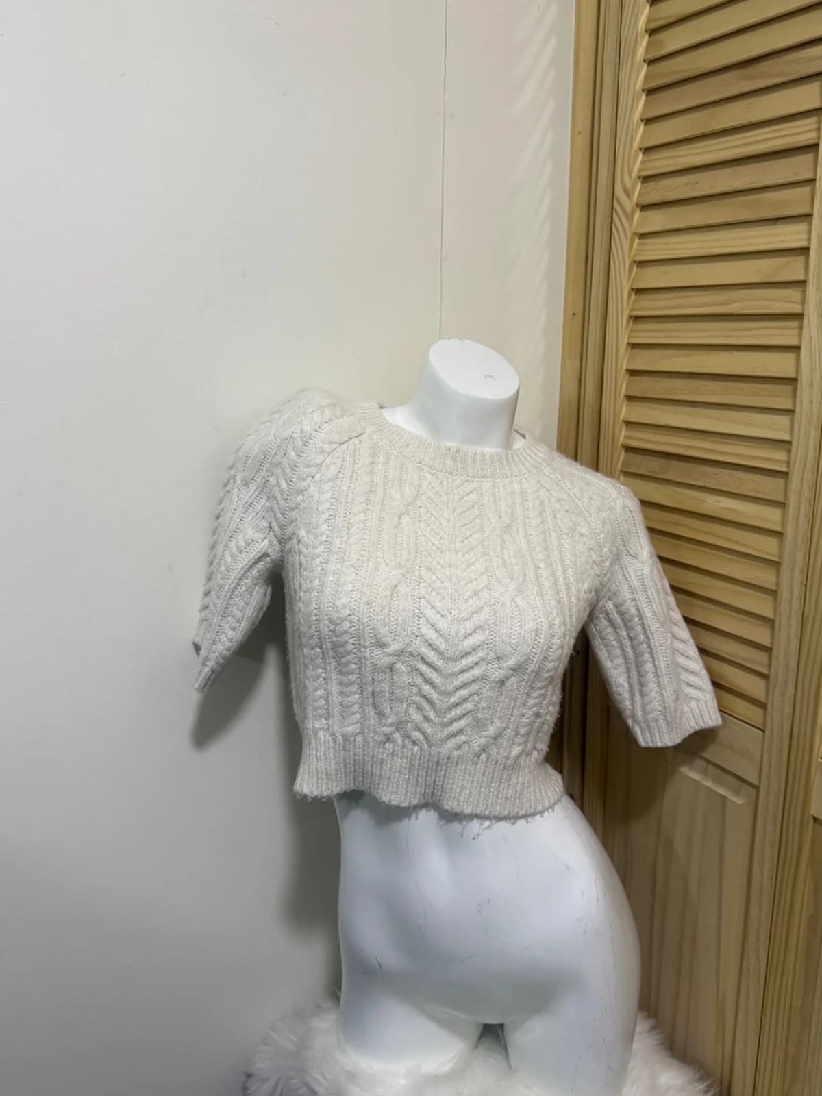 Usado por valentina paz monge cardenas , Polera - chaleco zara, talla S