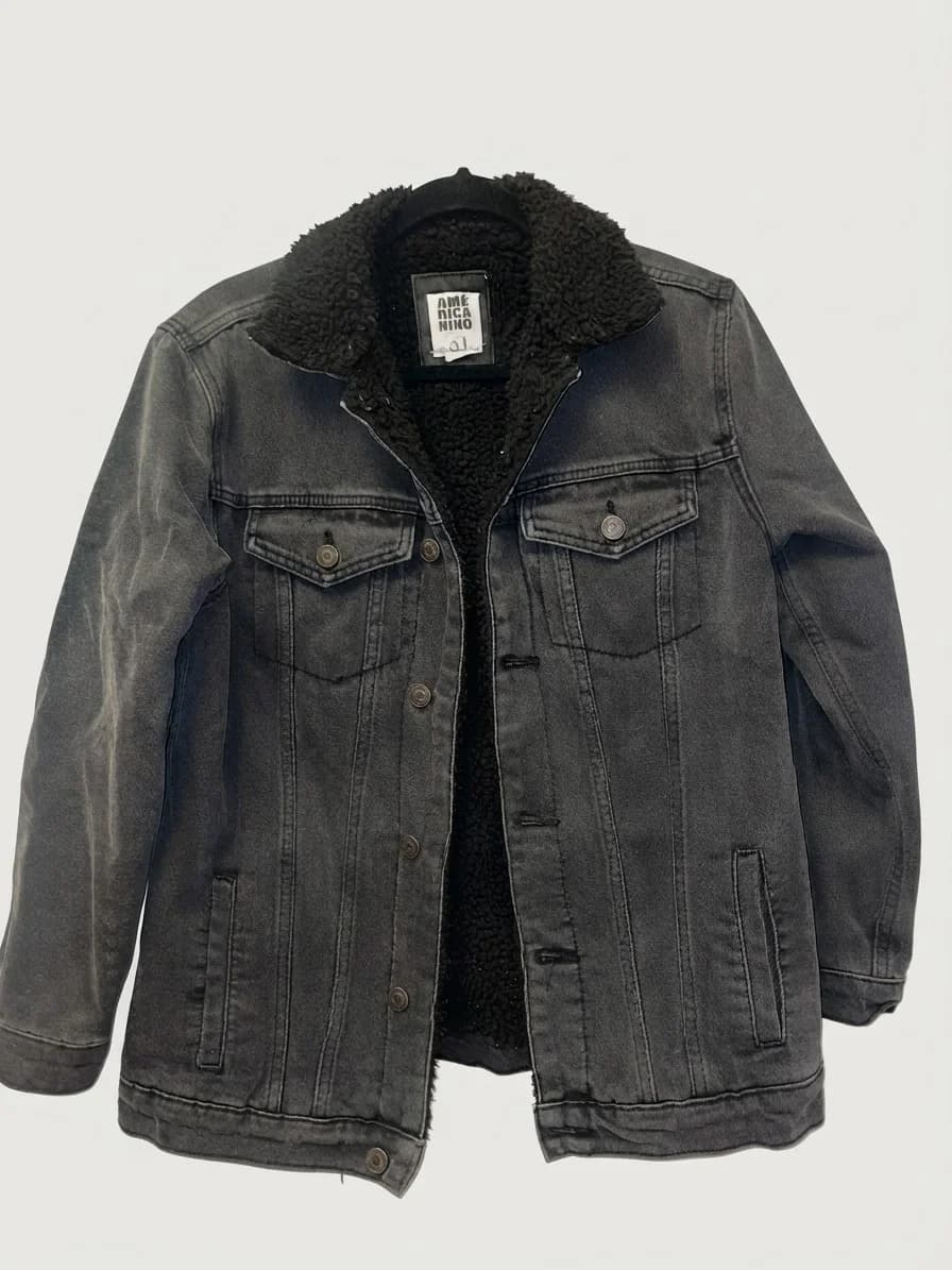 Usado por Lizette Medina W., Chaqueta Americanino, talla XS